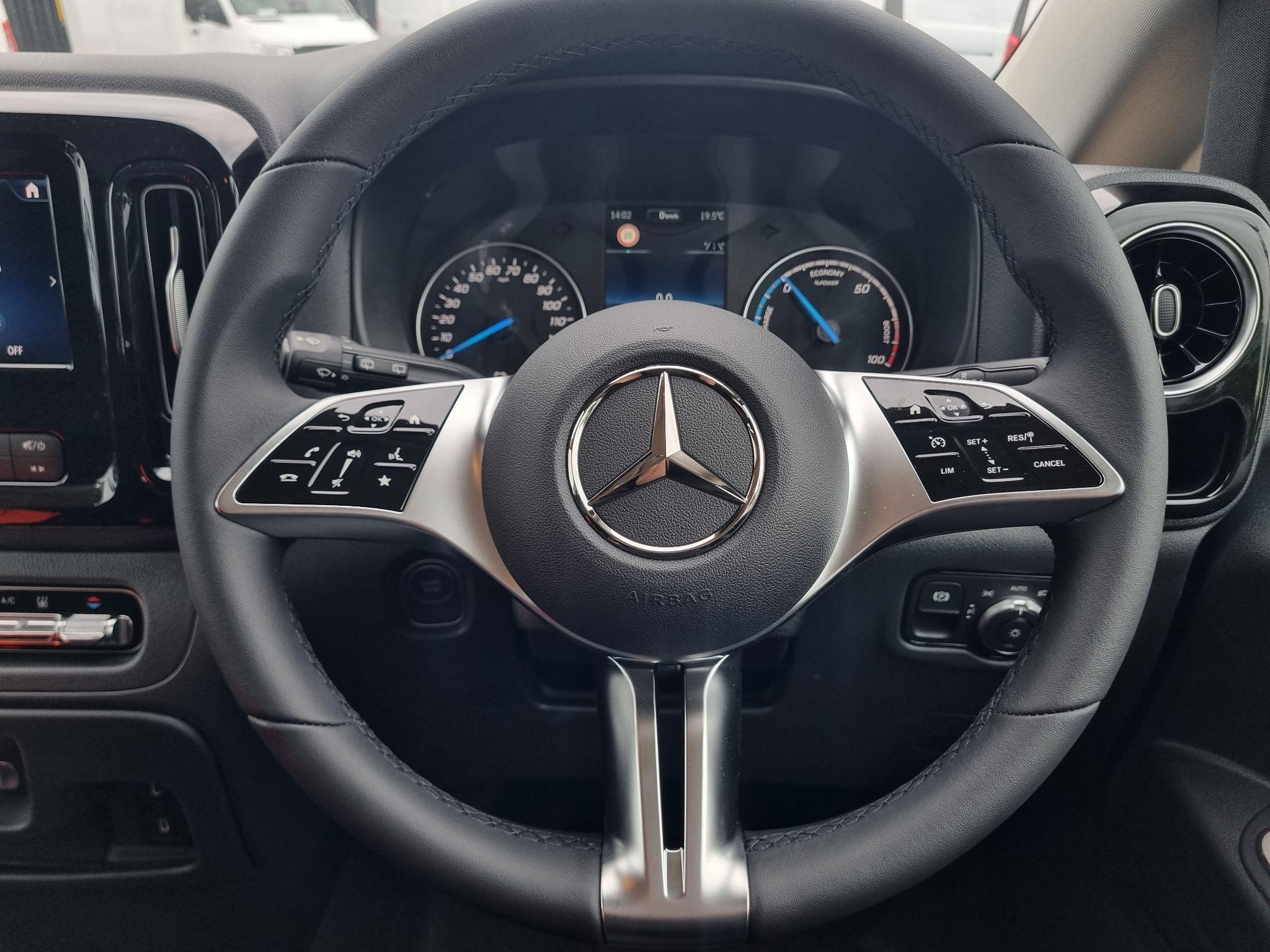 Mercedes-Benz eVito